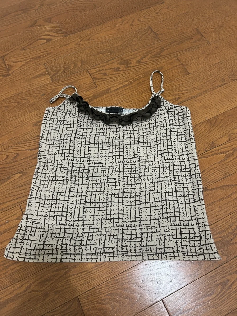 Apostrophe Black & Cream/brown Grid-Pattern Ruffle Cami - Picture 1 of 3
